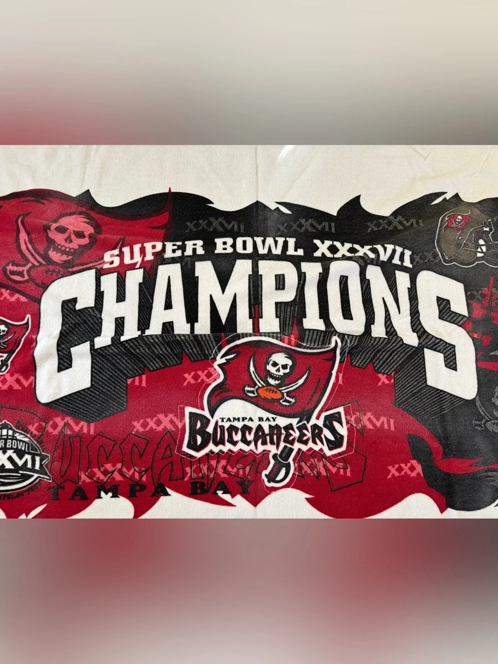 VTG TAMPA BAY BUCCANEERS Super Bowl XXXVII Champions Beach Towel White 2003